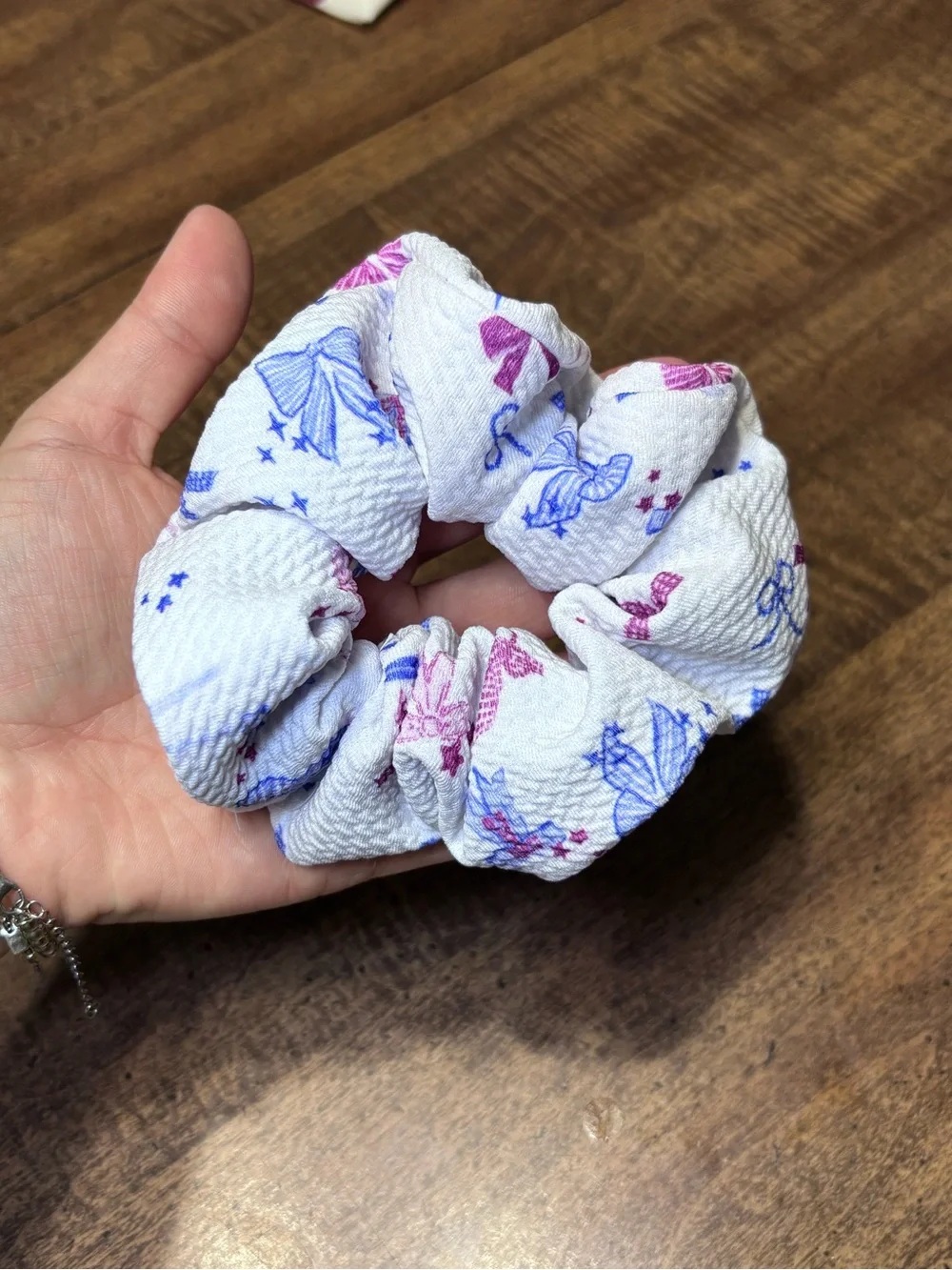 White Bow & Scrunchie Hair Set with Pink & Blue Print